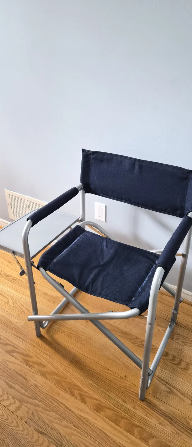 Folding Director's Chair with Side Tray