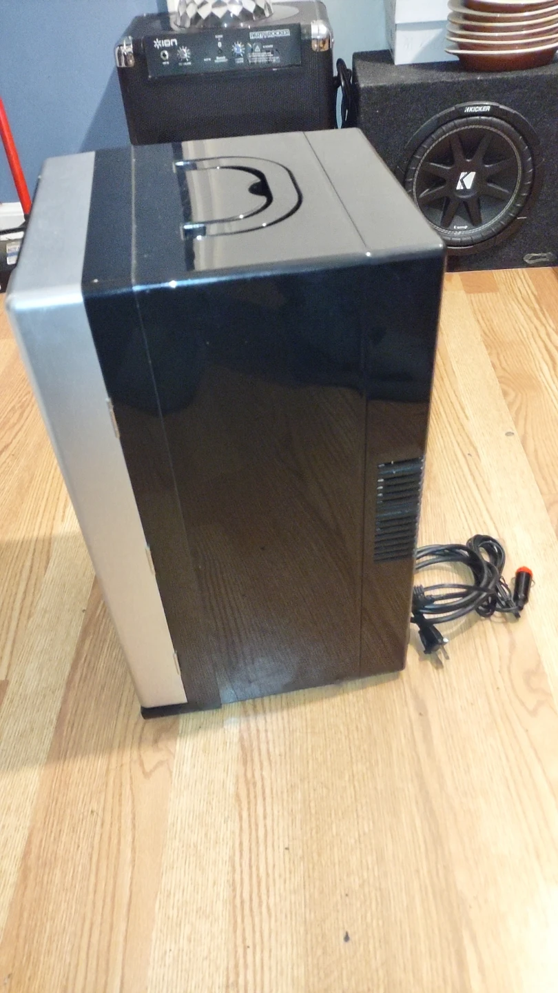Frigidaire Mini Fridge Cooler