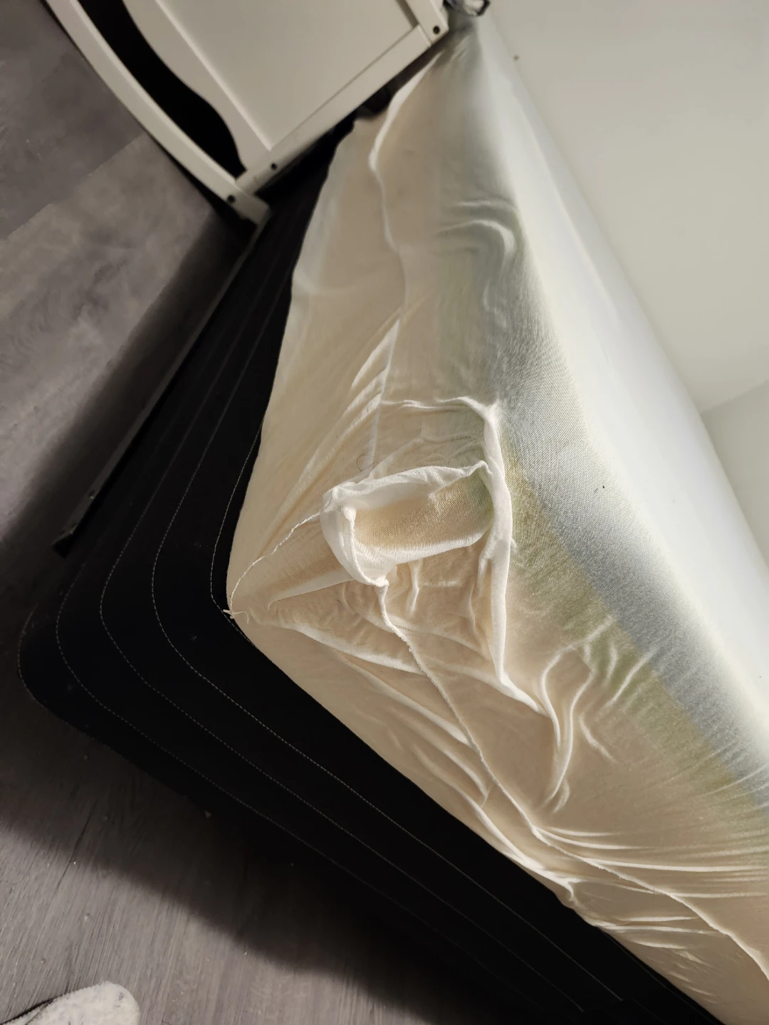 Mattress and Box Spring - photo 4