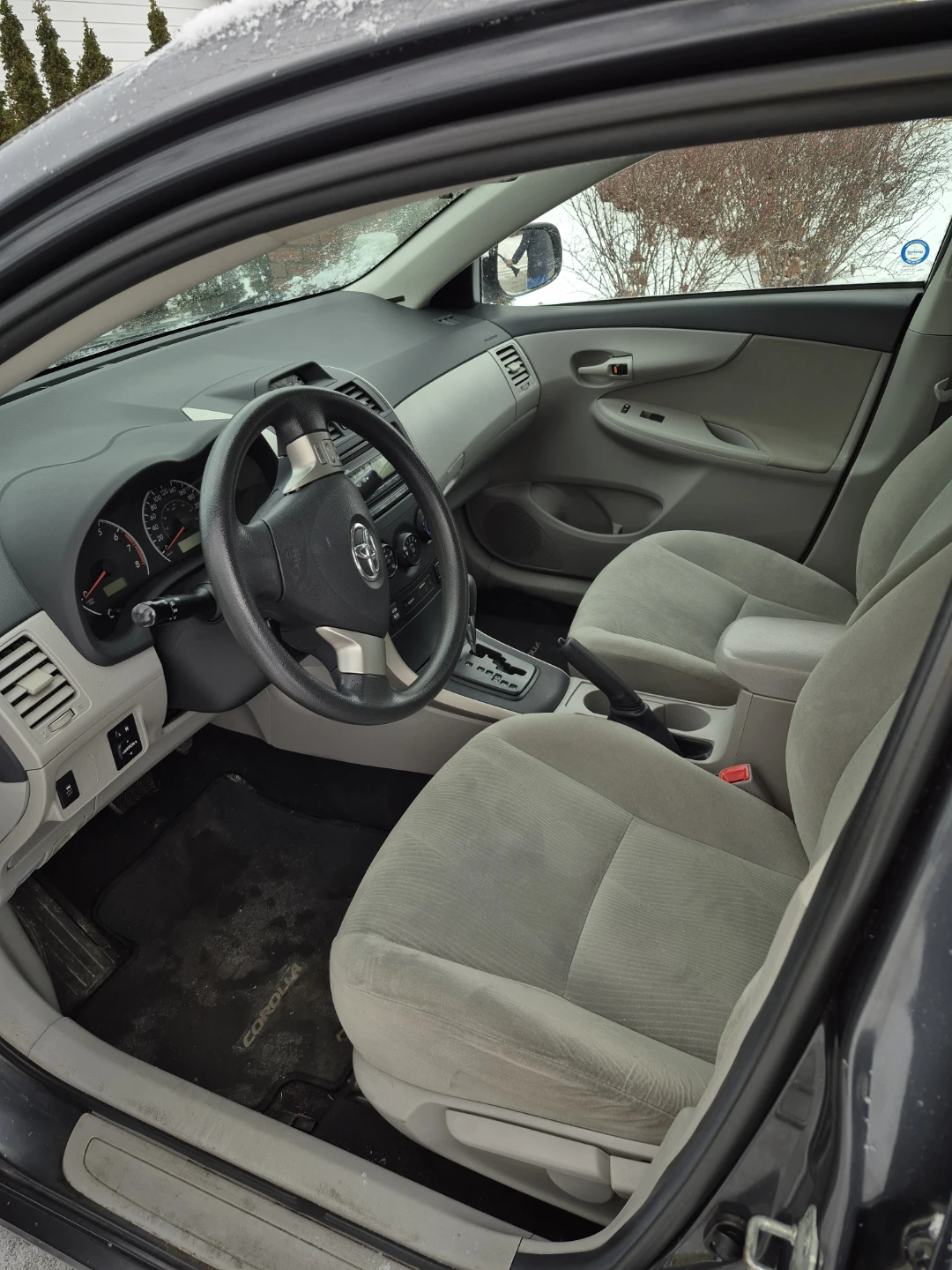 2012 Toyota Corolla CE Grey– New Brakes – Reliable "As-Is" - photo 5
