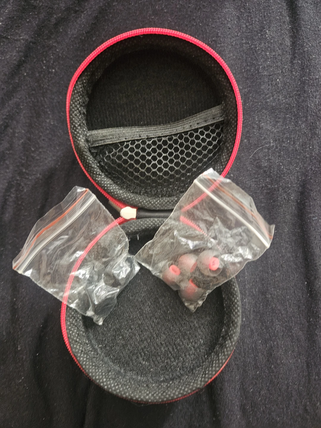 Earbuds headphone case MPOW 🏆 - photo 2