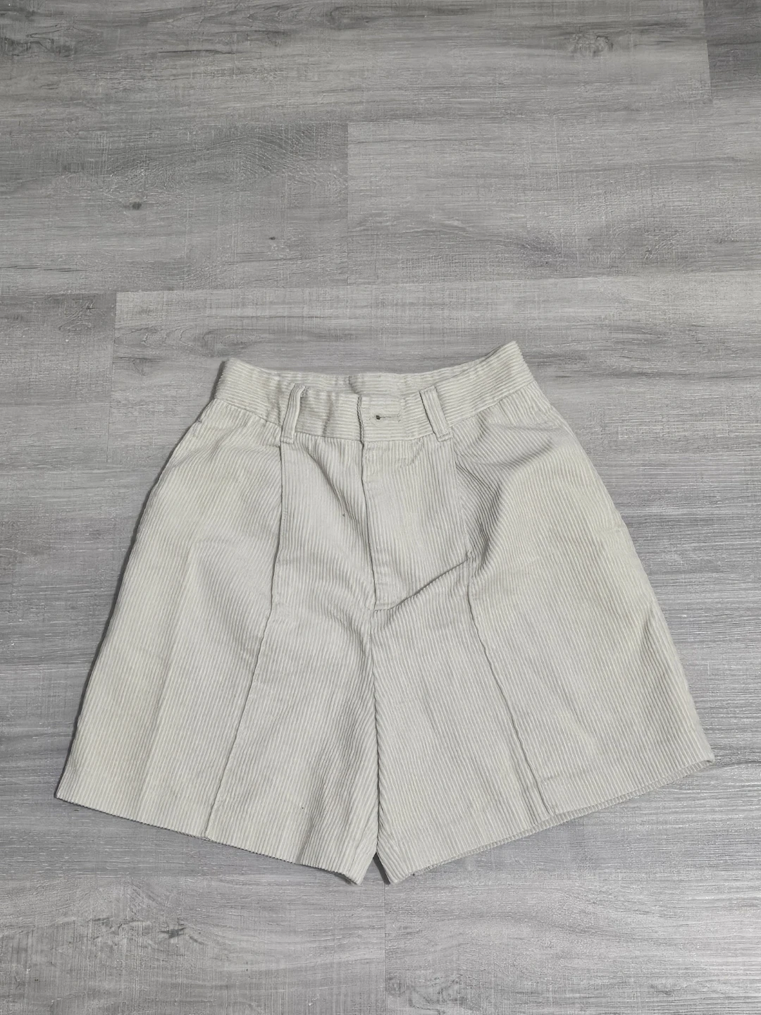 GU Corduroy Shorts - Cream - Size S