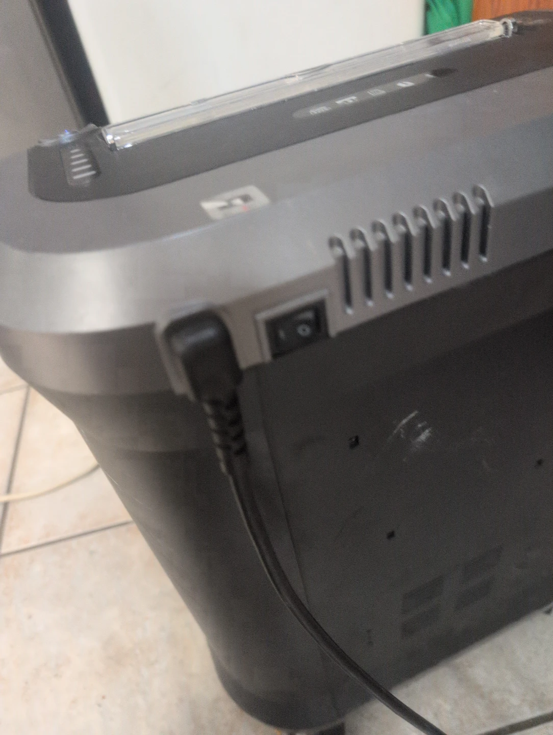 Fellowes 79Ci Shredder - photo 4