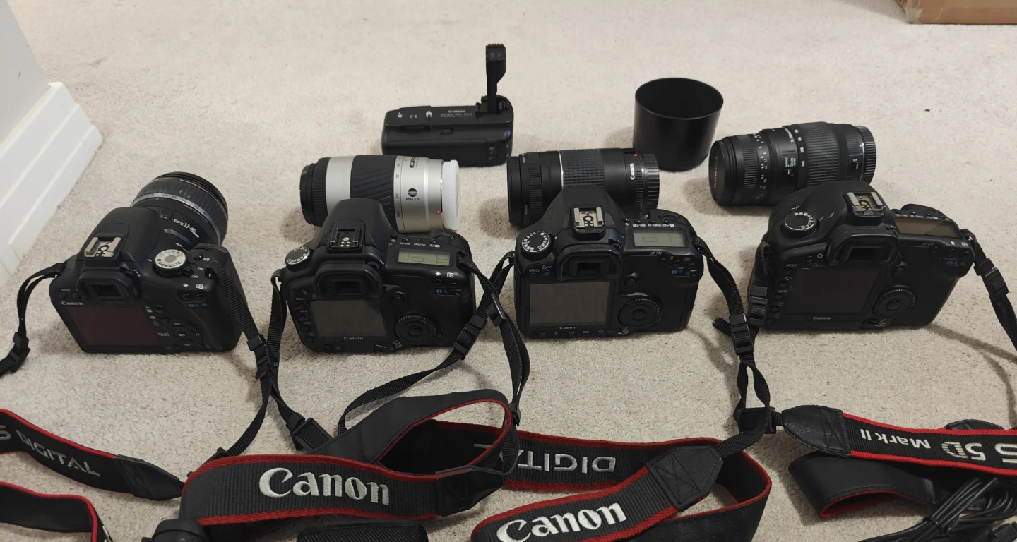 4 Canon Camera Bundle - 4 Body's, 5 Lenses, Speedlite, + Extras - photo 4