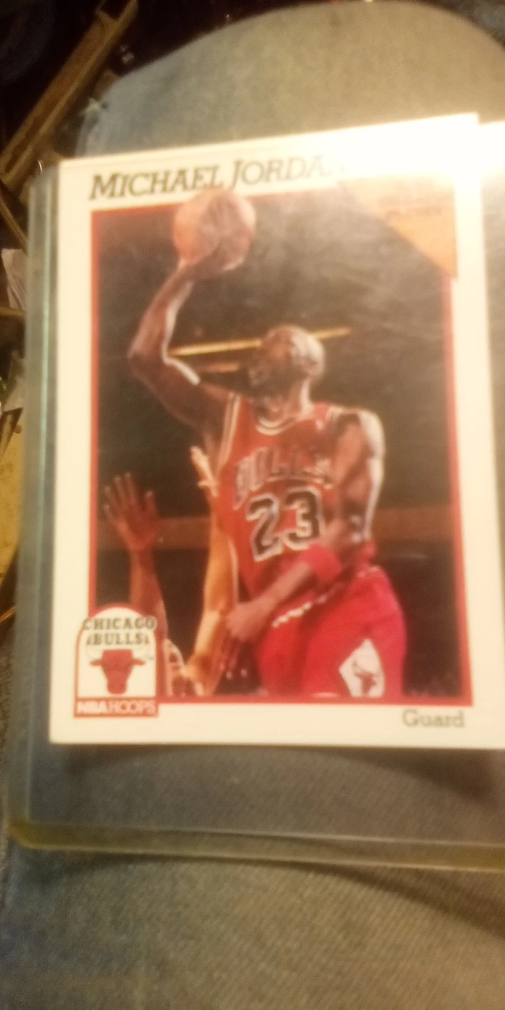 Michael Jordan 1990 Fleer Basketball Card - photo 2