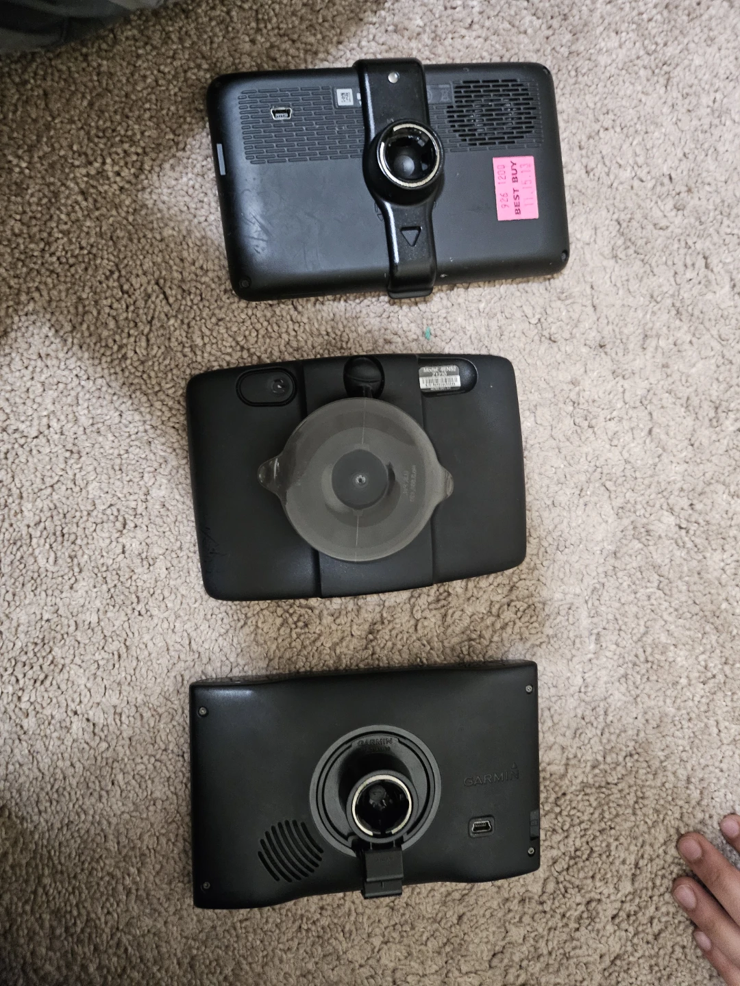 Garmin and TomTom GPS Navigation Devices - photo 4