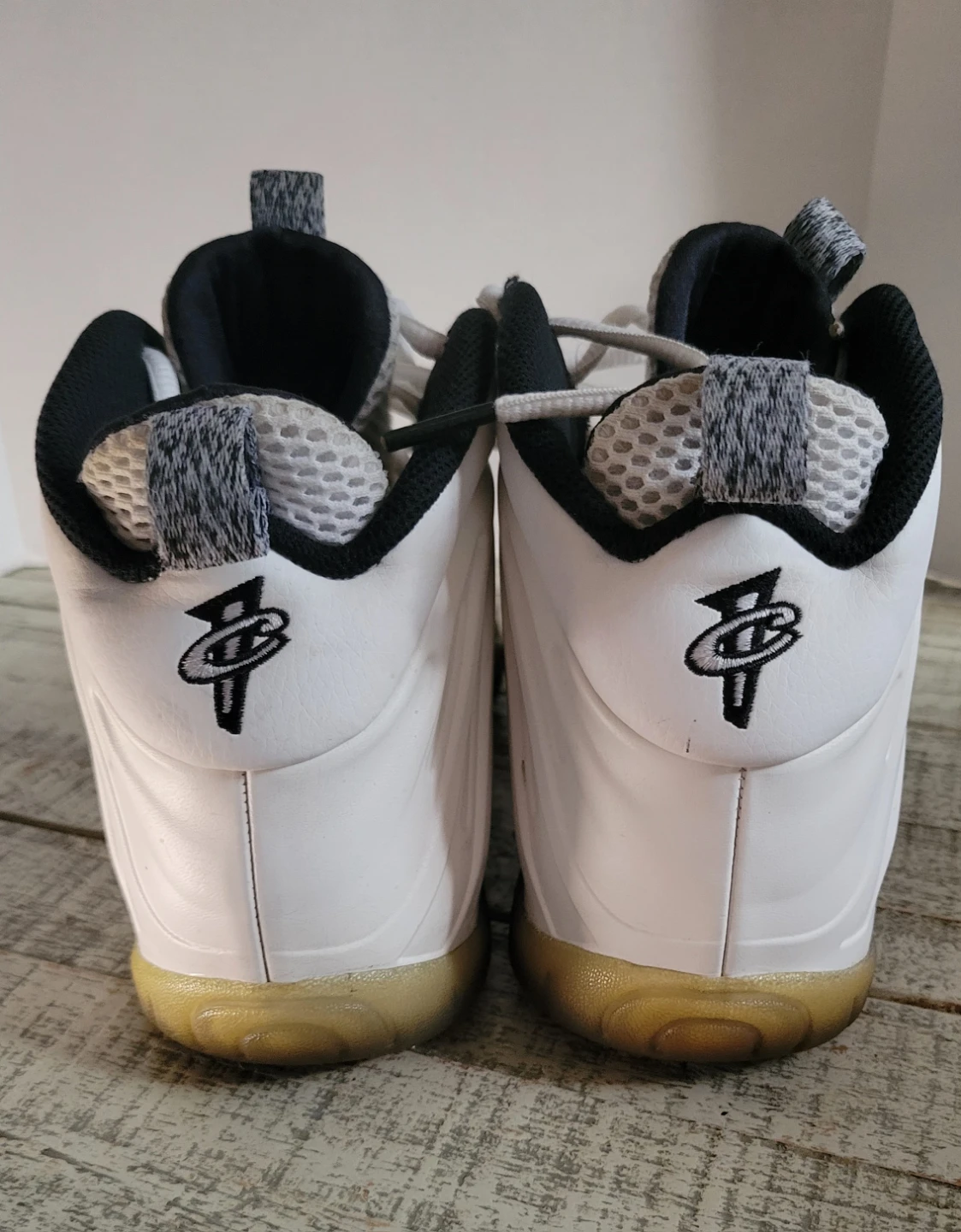 Nike Little Posite One White GS Basketball Shoes Size 6Y - photo 5