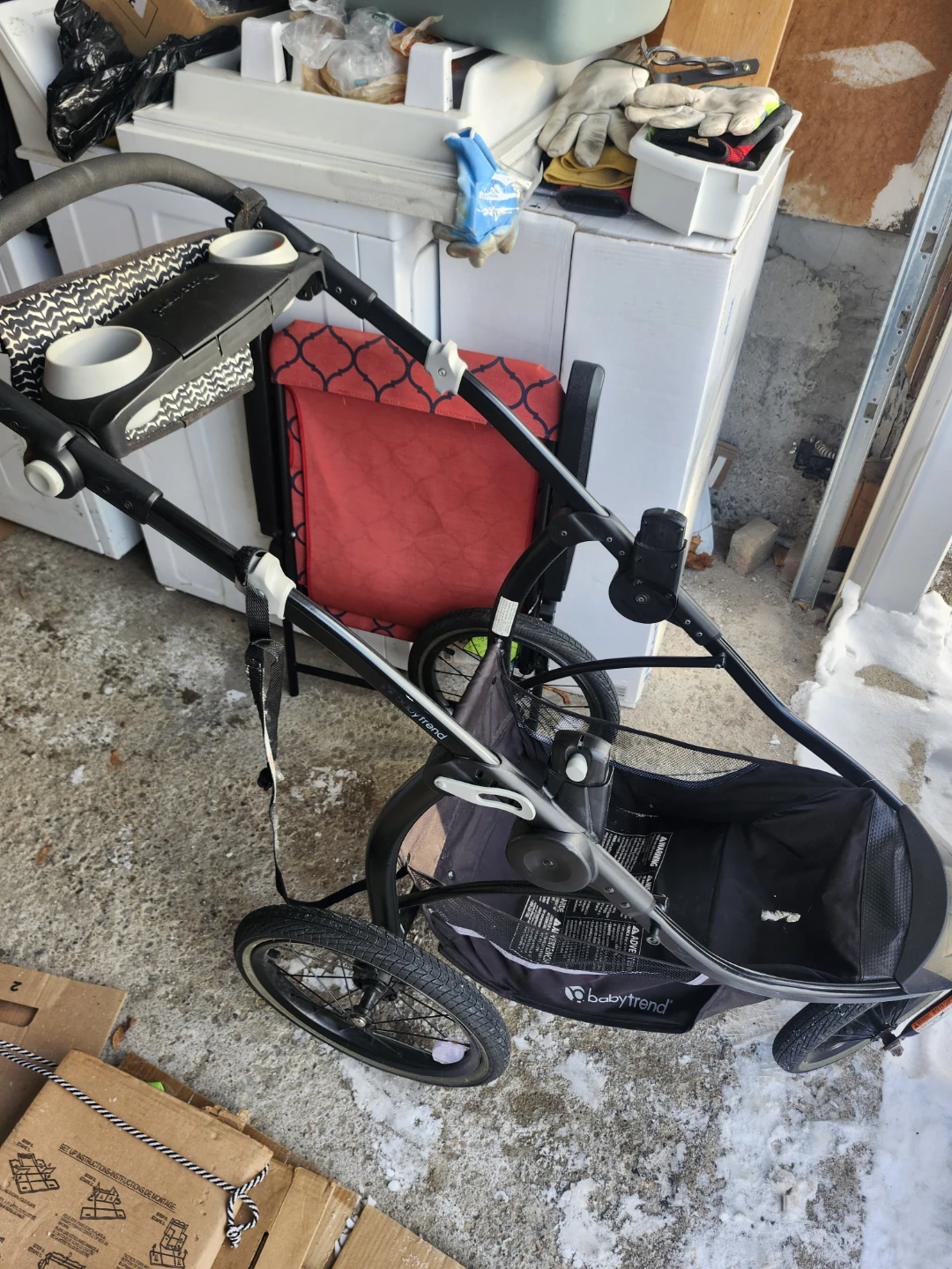 Baby Trend Jogging Stroller *Must Go Now* - photo 4