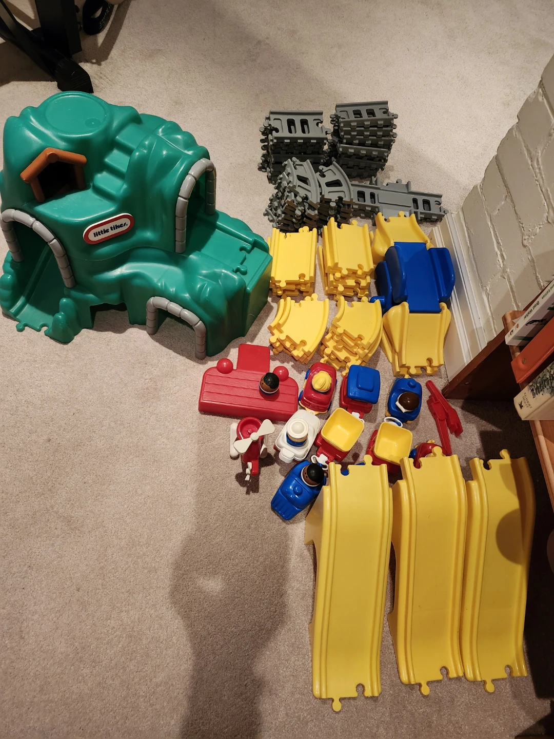 Little Tikes Train Set with Bridge