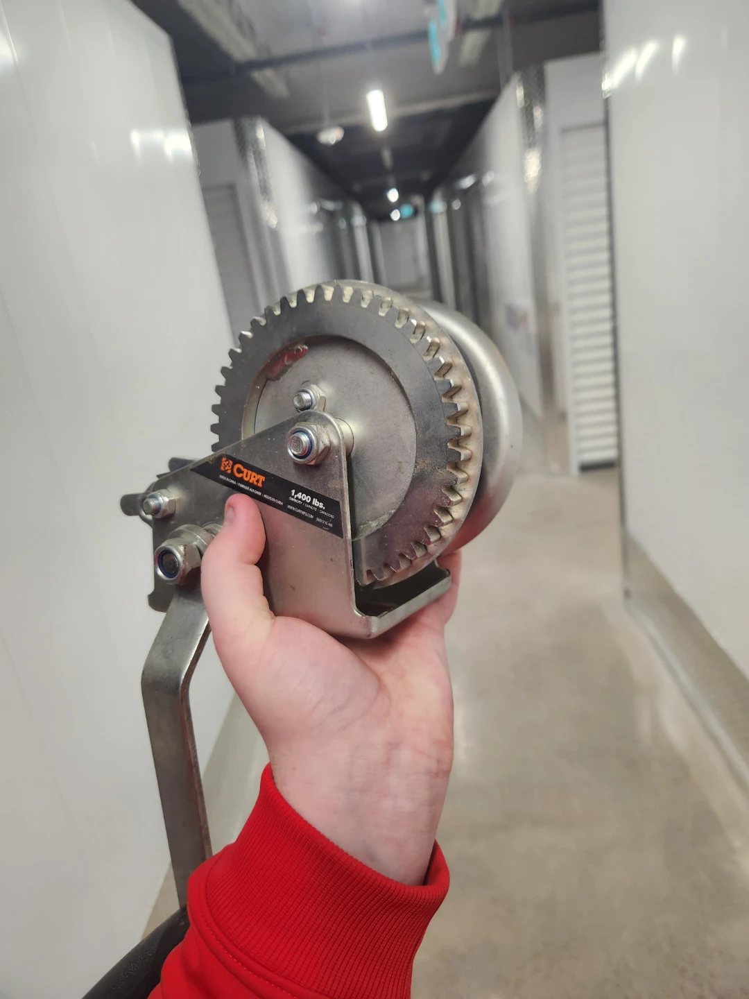 CURT 1,400 lbs Capacity Manual Winch with Hook