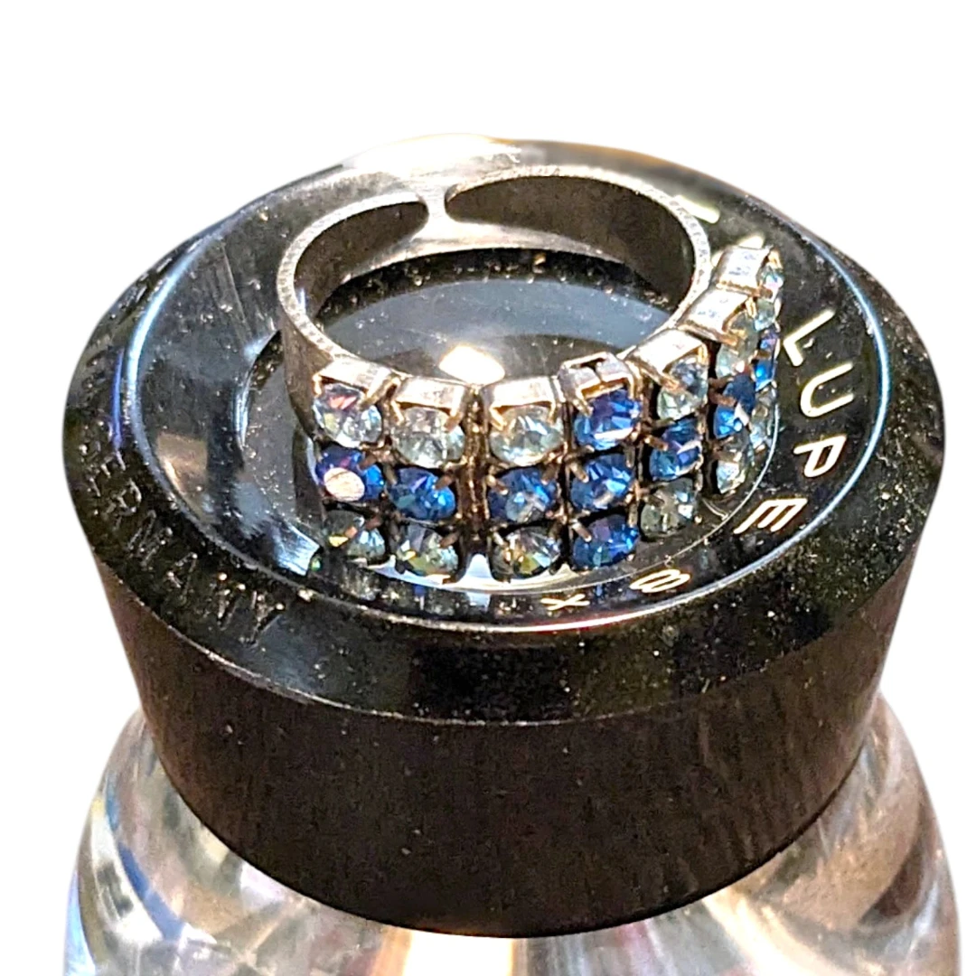 Vintage 1950s Rhinestone  Sapphire Stones Ring Stunning! - photo 4