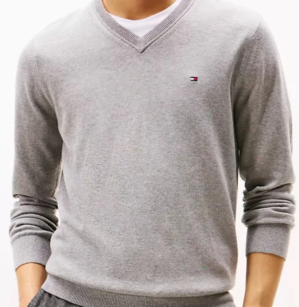 Tommy Hilfiger Men's V-Neck Sweater