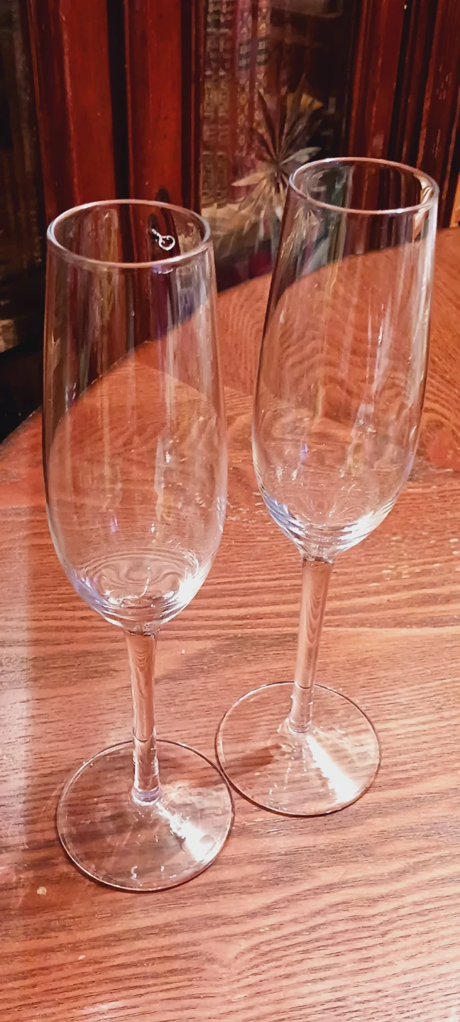 $4 EACHNew !! Set of 2 Gorgeous Champagne  🥂 Flutes  🍾🥂 - photo 3