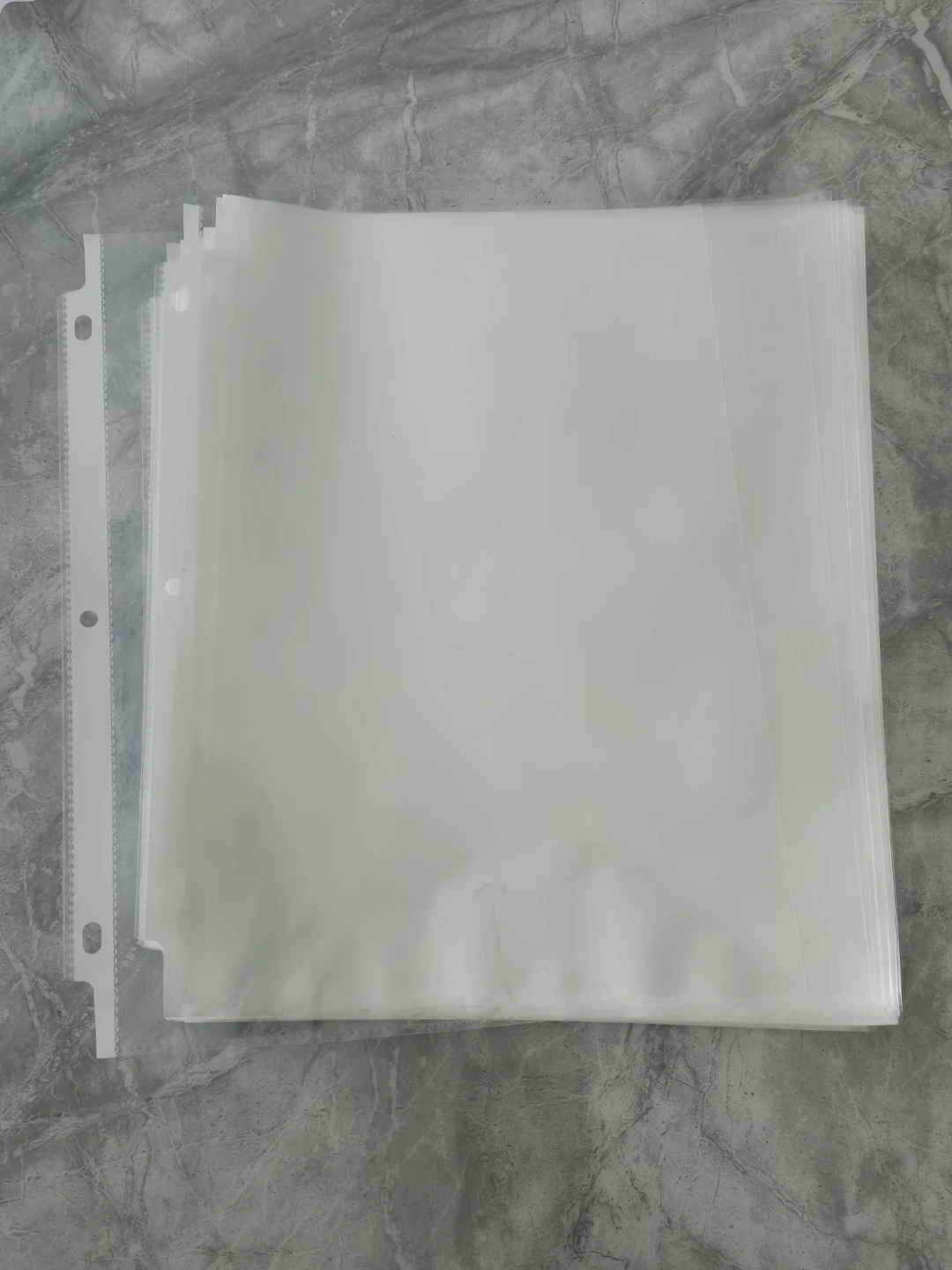 100pcs Universal Standard Sheet Protector, Standard, 8 1/2 x 11, - photo 3