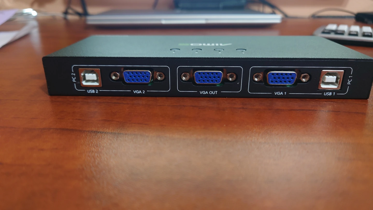 AIMOS 4-Port VGA KVM Switch - photo 3