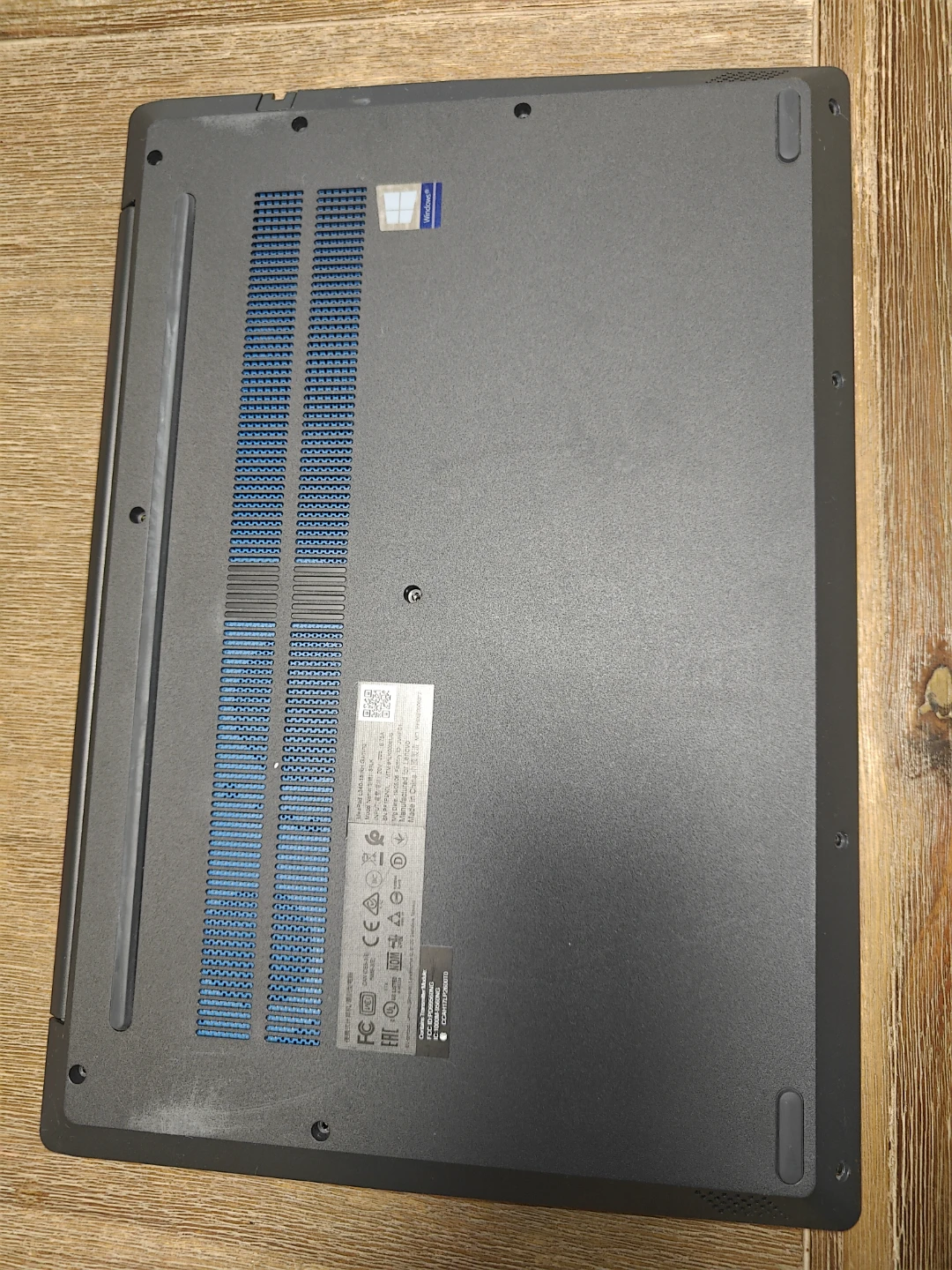 Lenovo Laptop L340 (for parts ONLY) - photo 2
