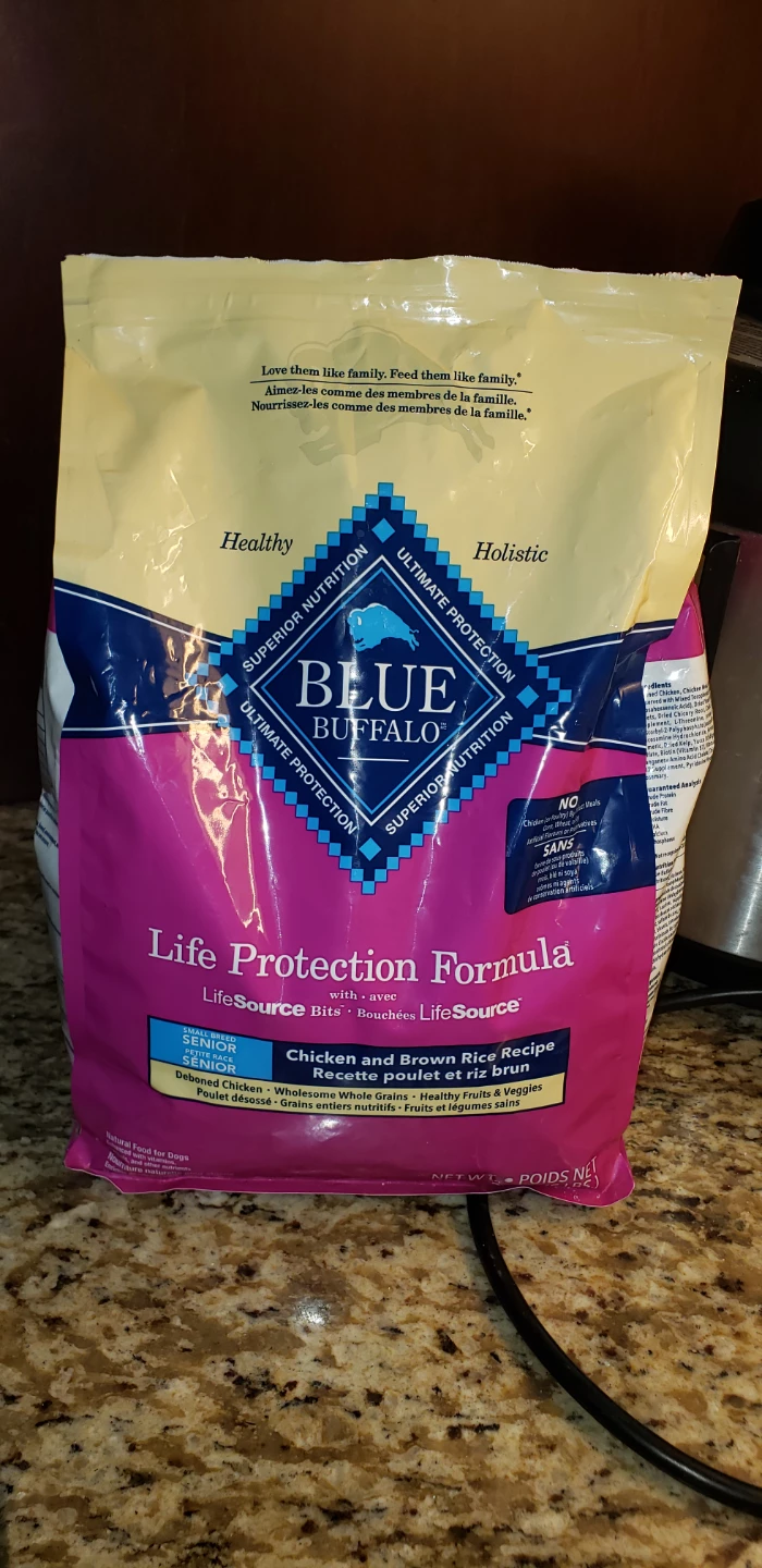 BLUE BUFFALO dog food