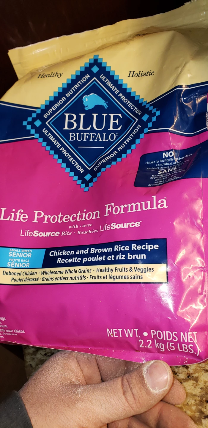 BLUE BUFFALO dog food - photo 2