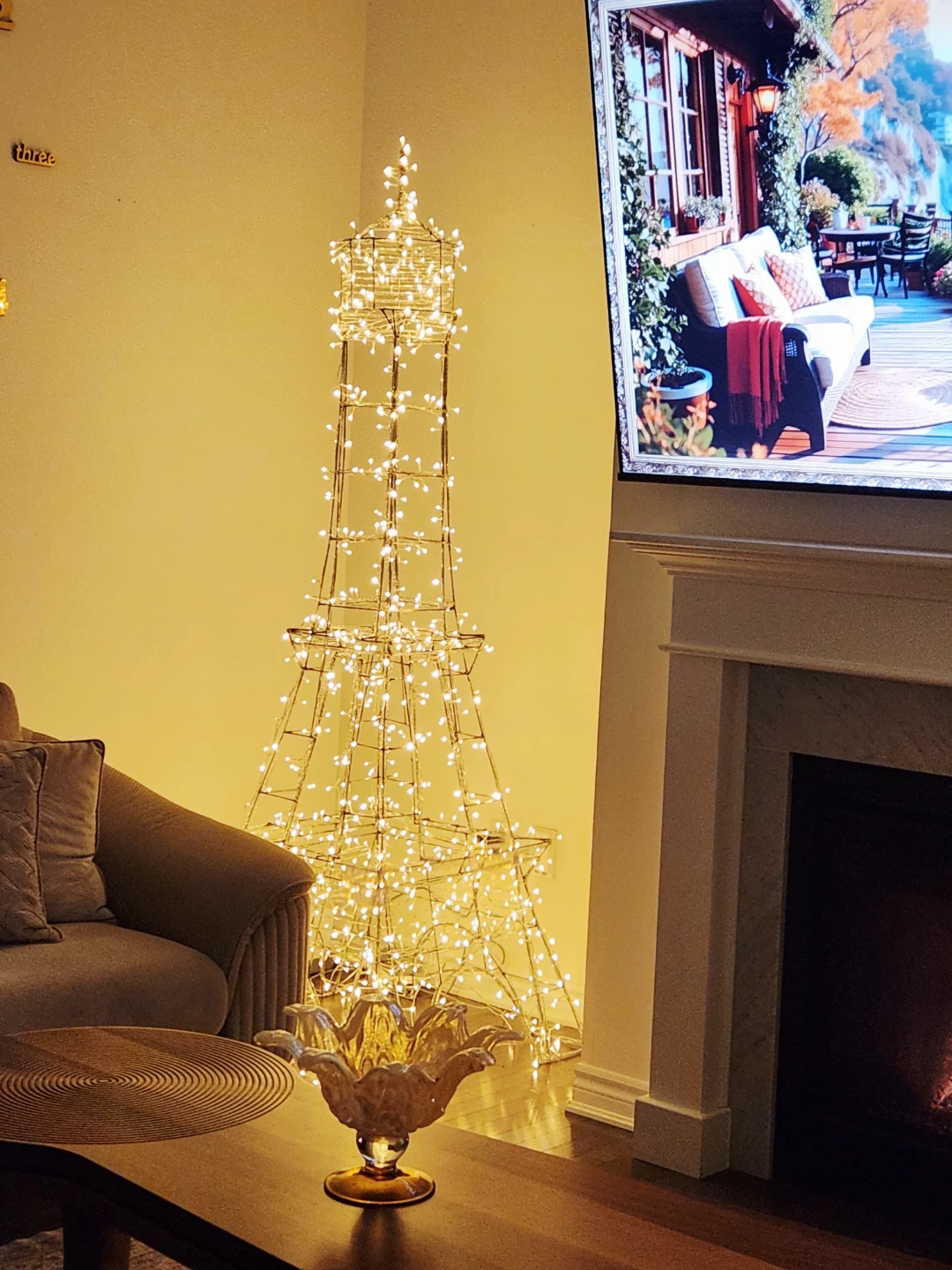 Light-up Metal Costume Made Towers