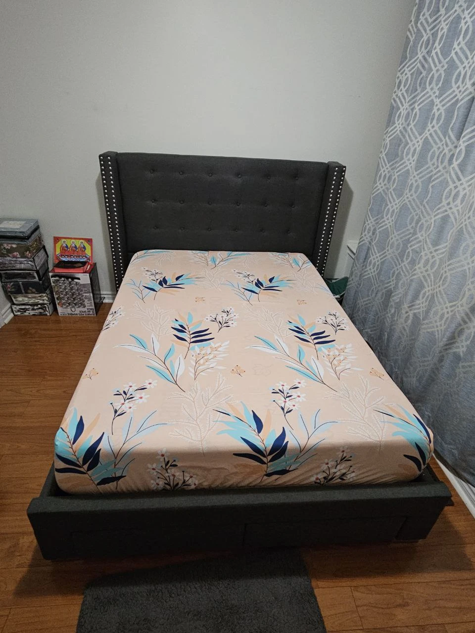 Twin bed with mattress - photo 2