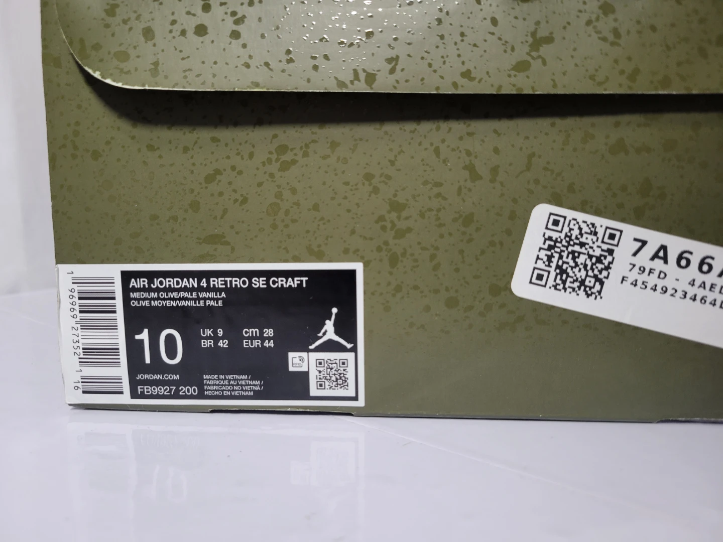 Empty boxes from different brands and sizes - photo 3