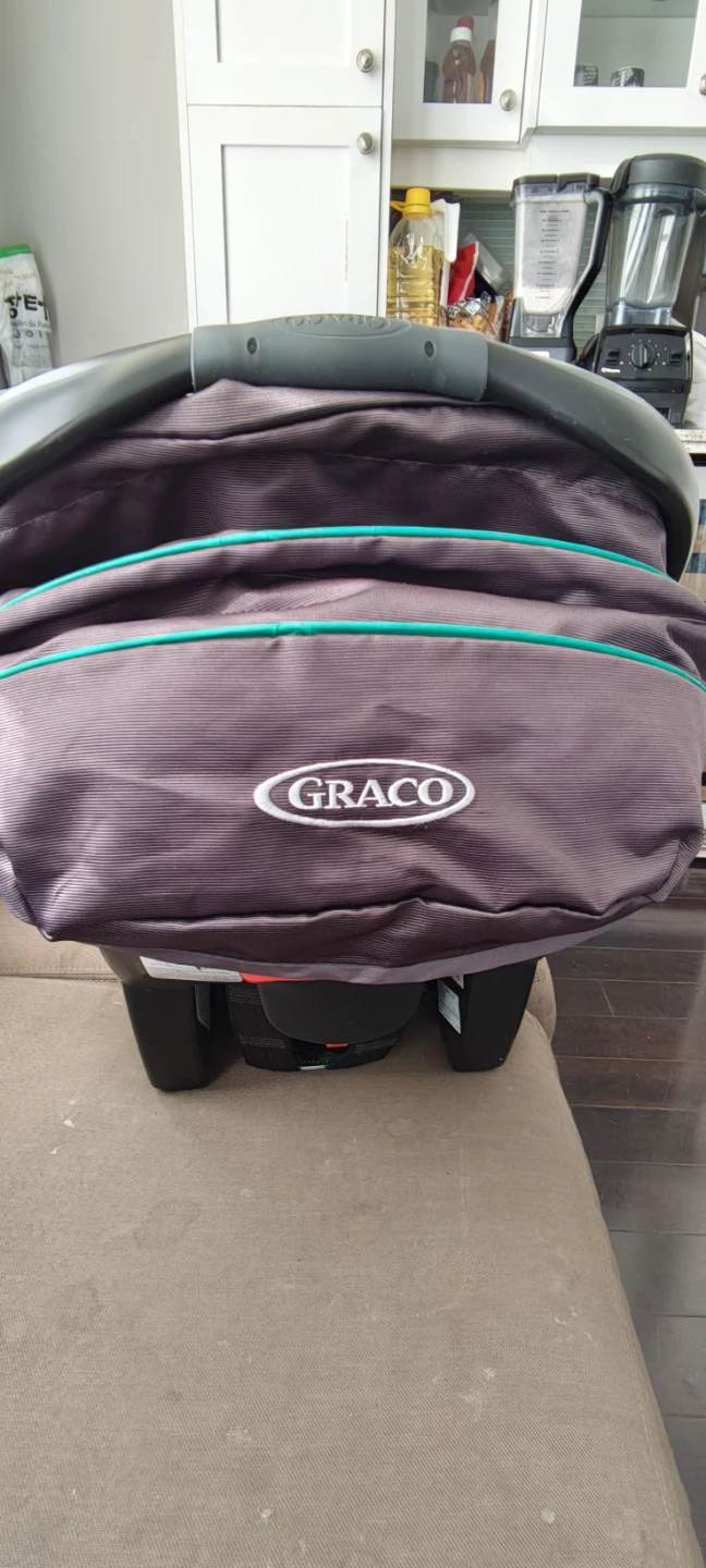 Graco SnugRide 35 Infant Car Seat - photo 4
