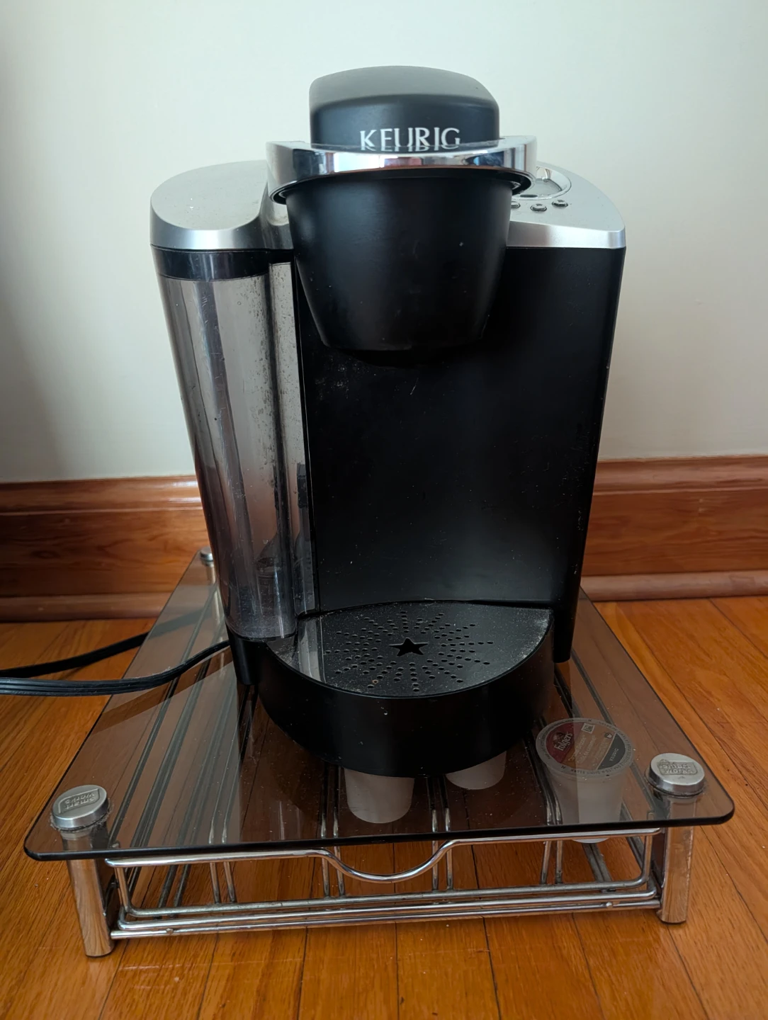 Keurig Coffee Maker with Glass K-cup Tray - photo 3