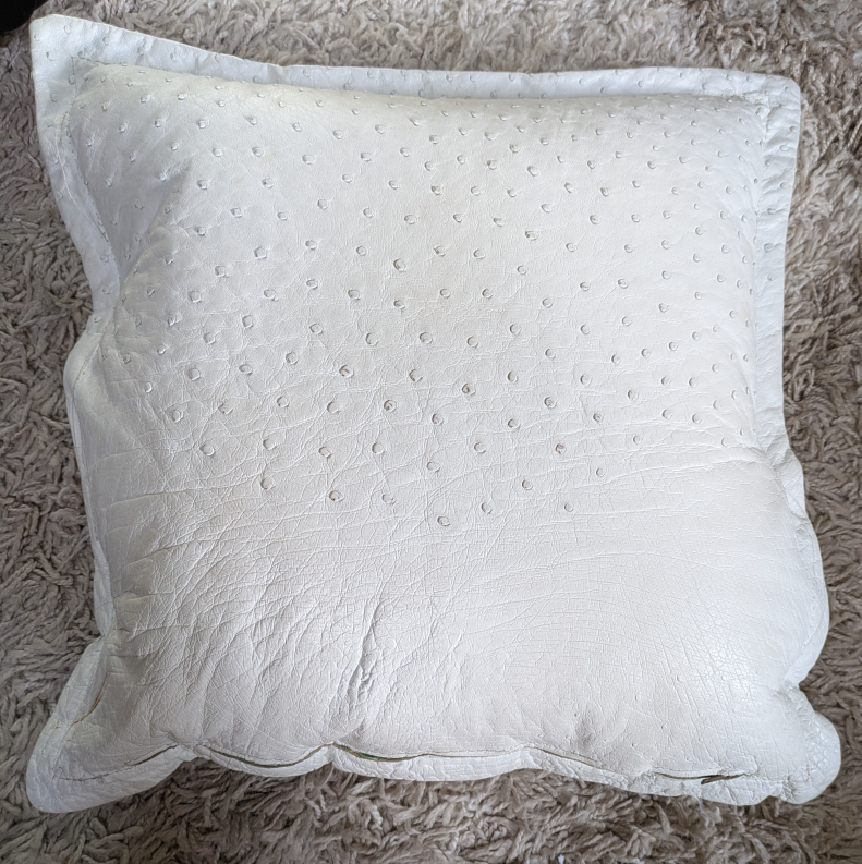 GENUINE LEATHER throw cushion - photo 2