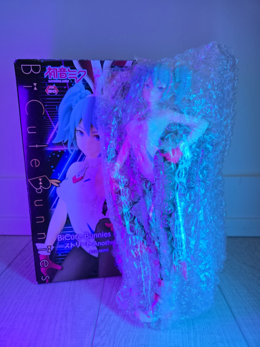 BiCute Bunnies Hatsune Miku Figure [FuRyu] 🏆 - photo 3