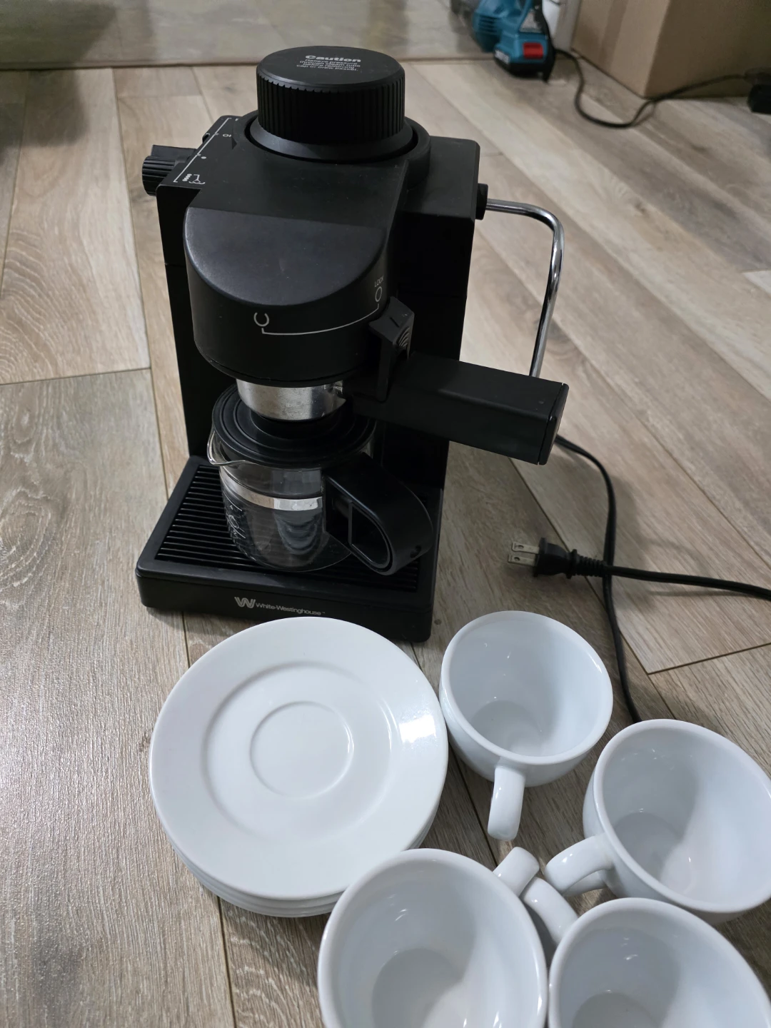 Espresso Machine with Cups and Saucers - photo 3