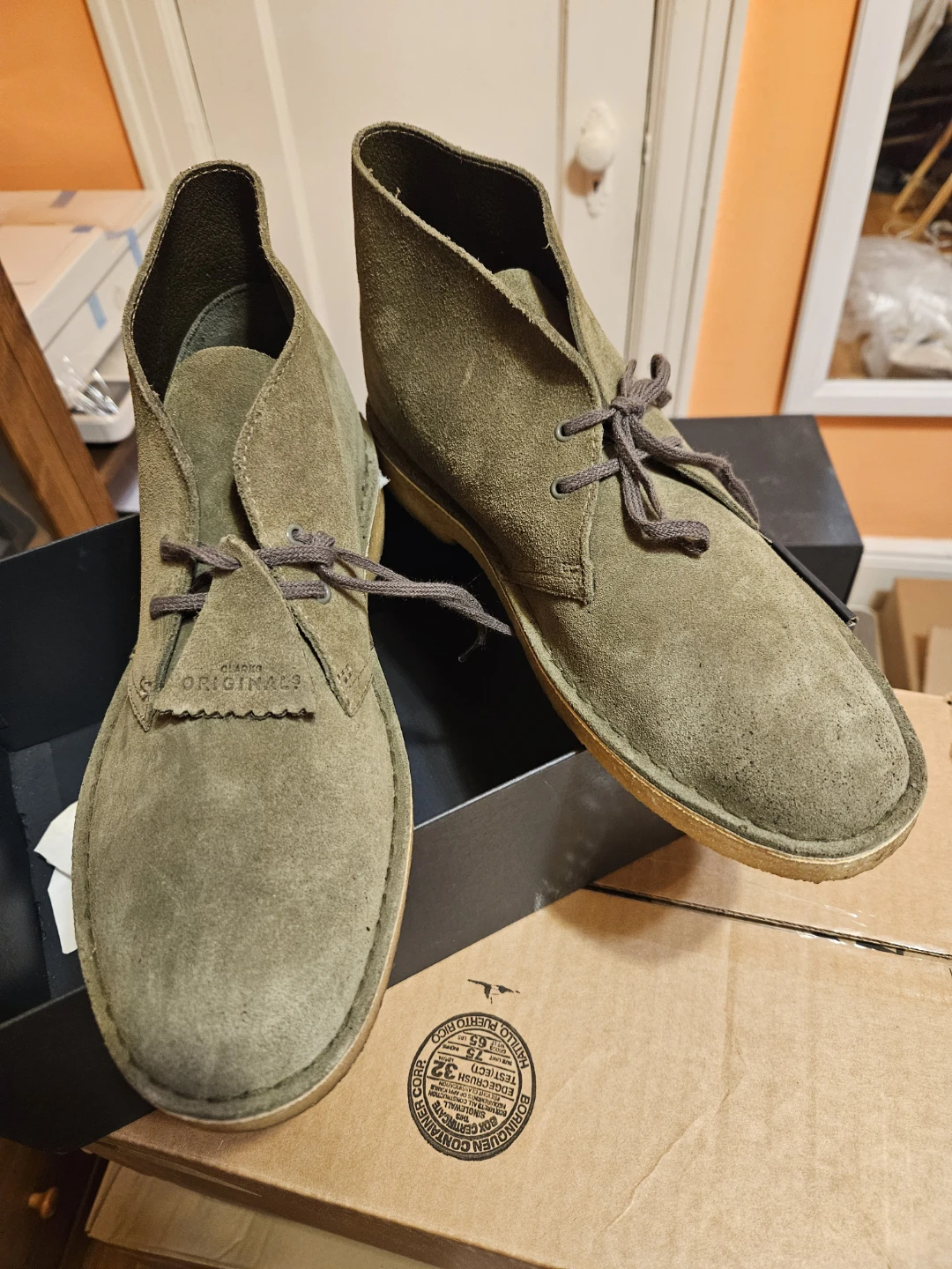 MEN'S chukka boots