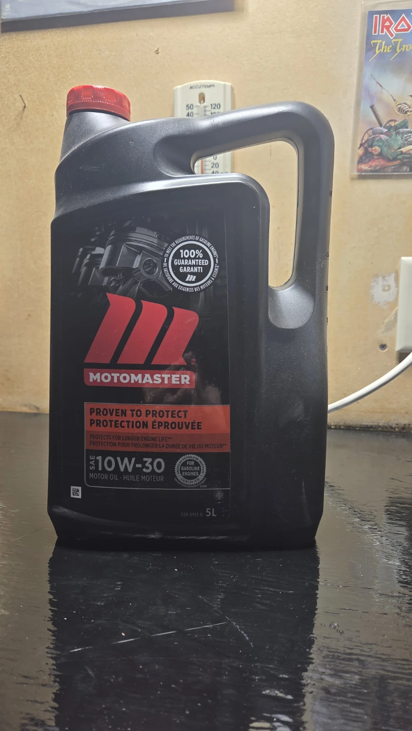 Motomaster 10W-30 Motor Oil 5L