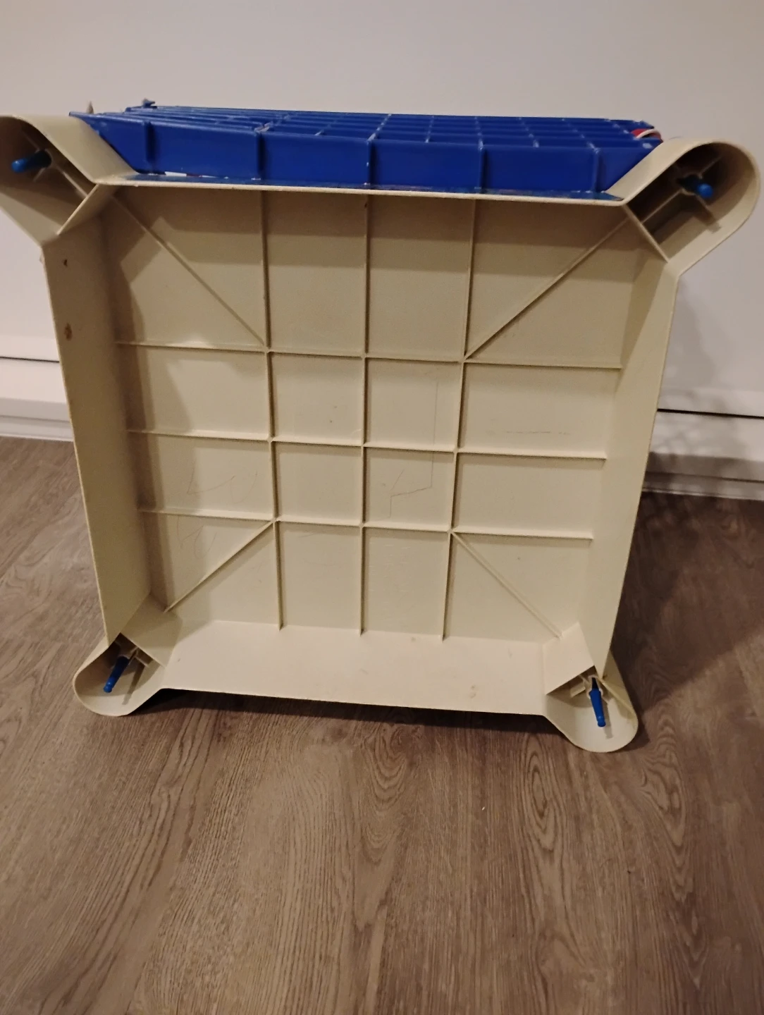 Used WWF /WWE/LJN 80s Wrestling Ring and cage  Toy 🏆