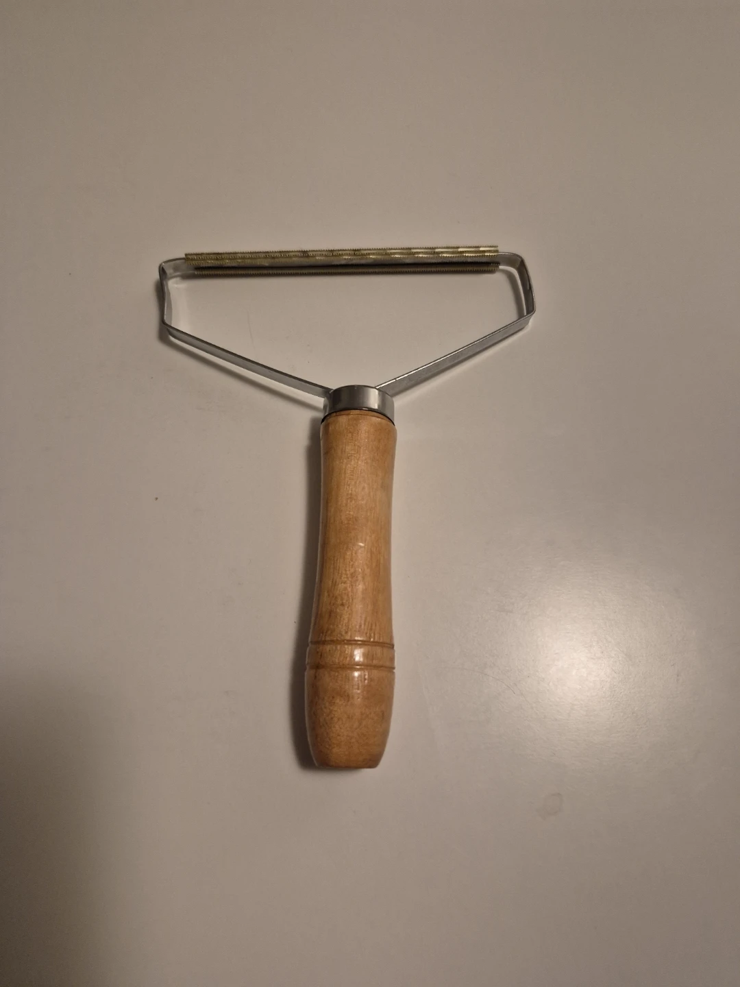 Fabric Lint and Fuzz Remover Tool - photo 2