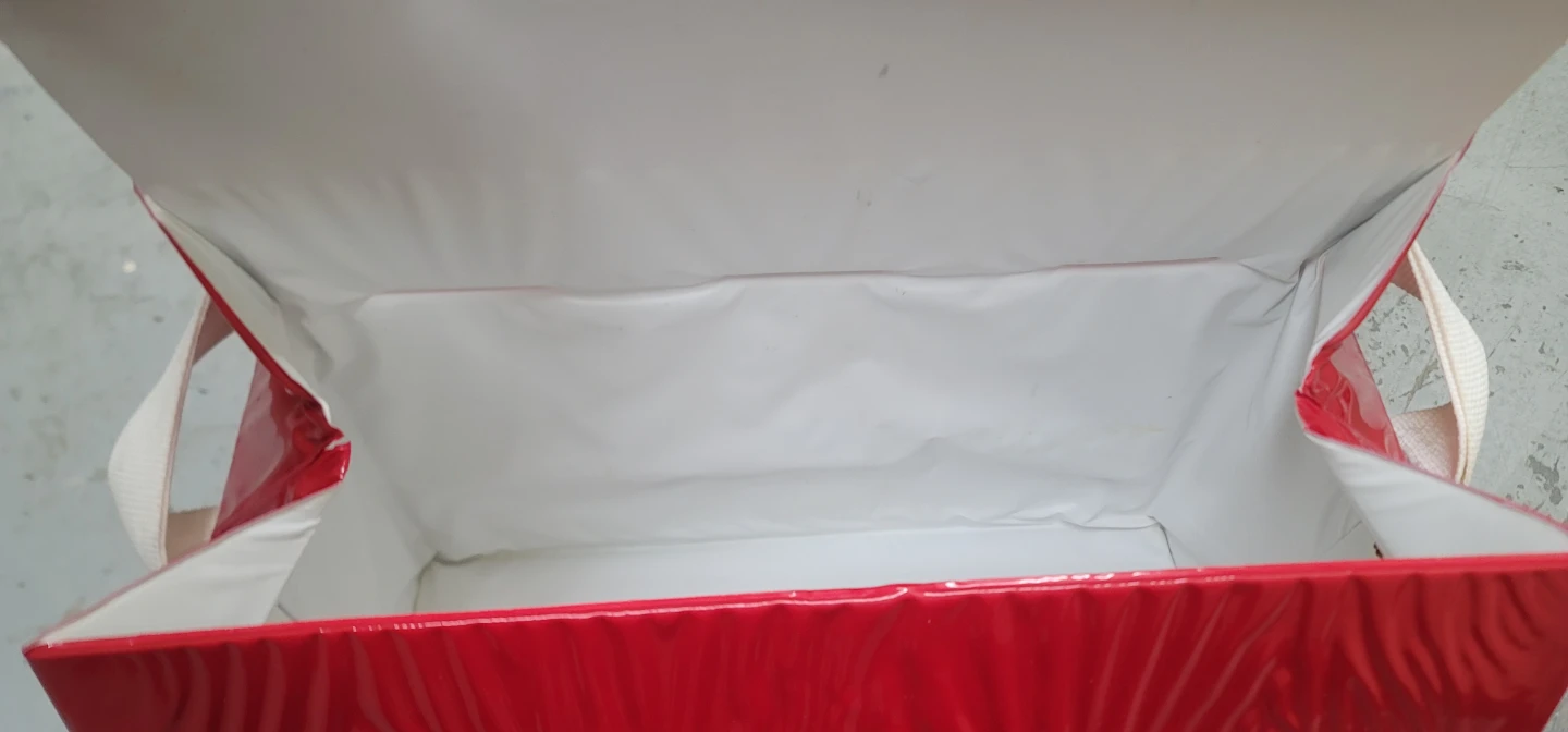 Tupperware vintage red lunch box cooler bag with strap - photo 3