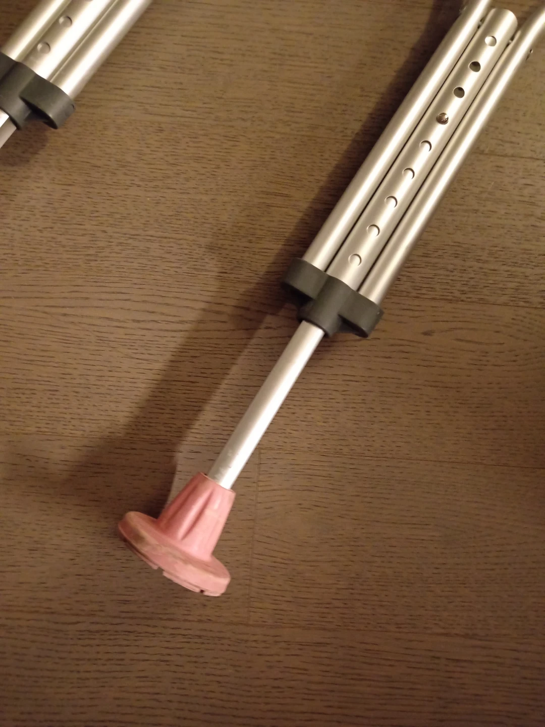 Crutches with Anti-slip Tips - photo 2