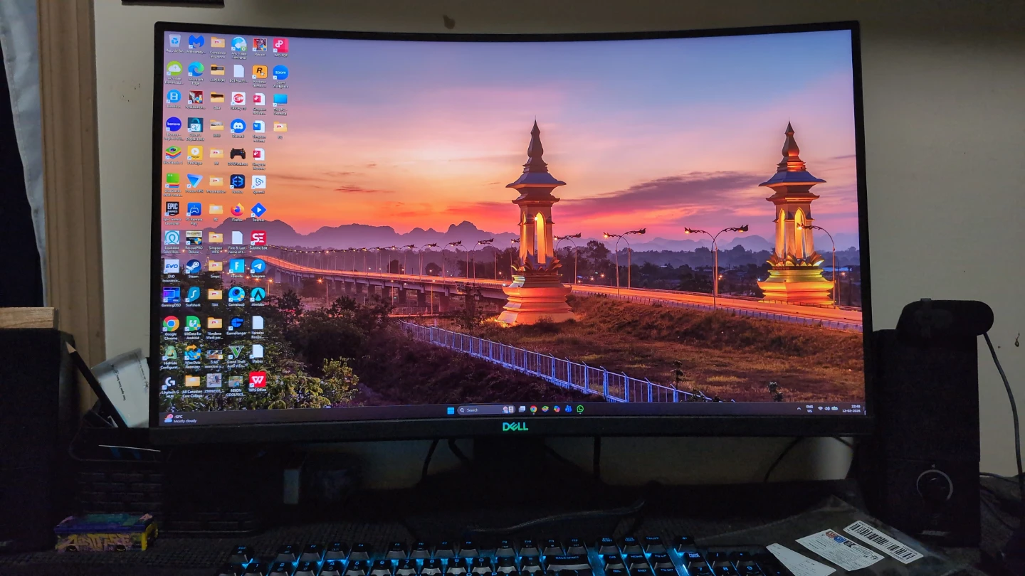 Dell S2722DGM Curved Monitor 165hz - photo 3