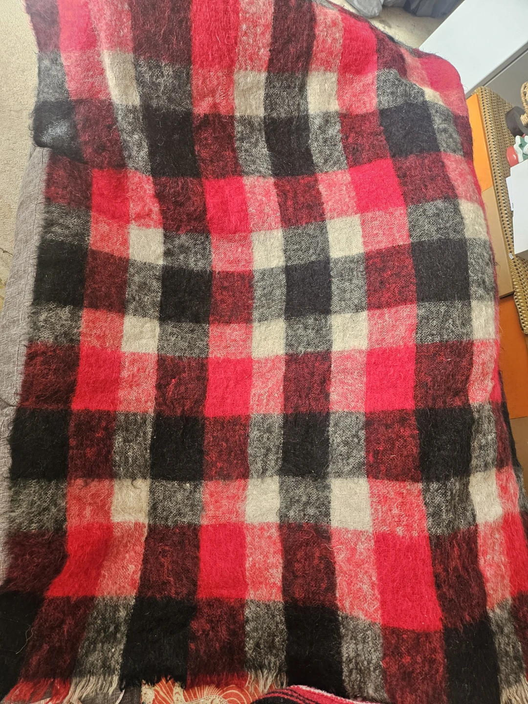 Waverly Cree Mohair Throw. 61x46inches. Vintage. Luxe.