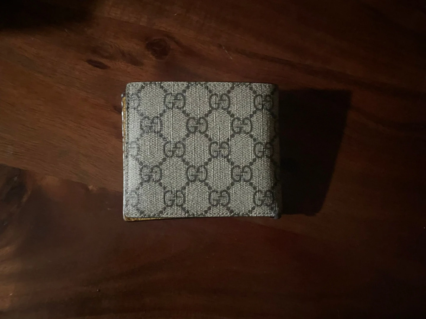 GUCCI GG Supreme Bi-fold Wallet - photo 4