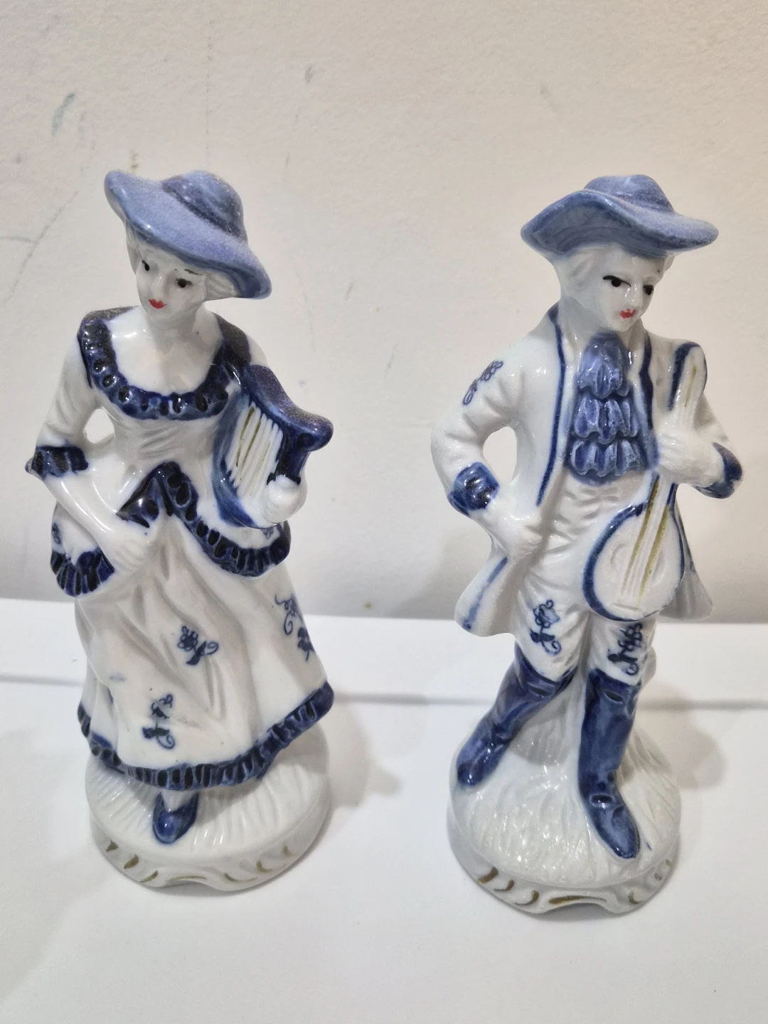 Vintage Porcelain Figurine Set - Blue and White - photo 2