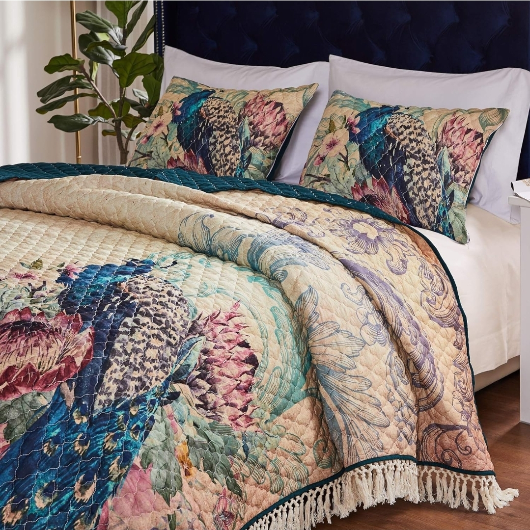 Quilt Set - King 3 piece reversible set, new never used