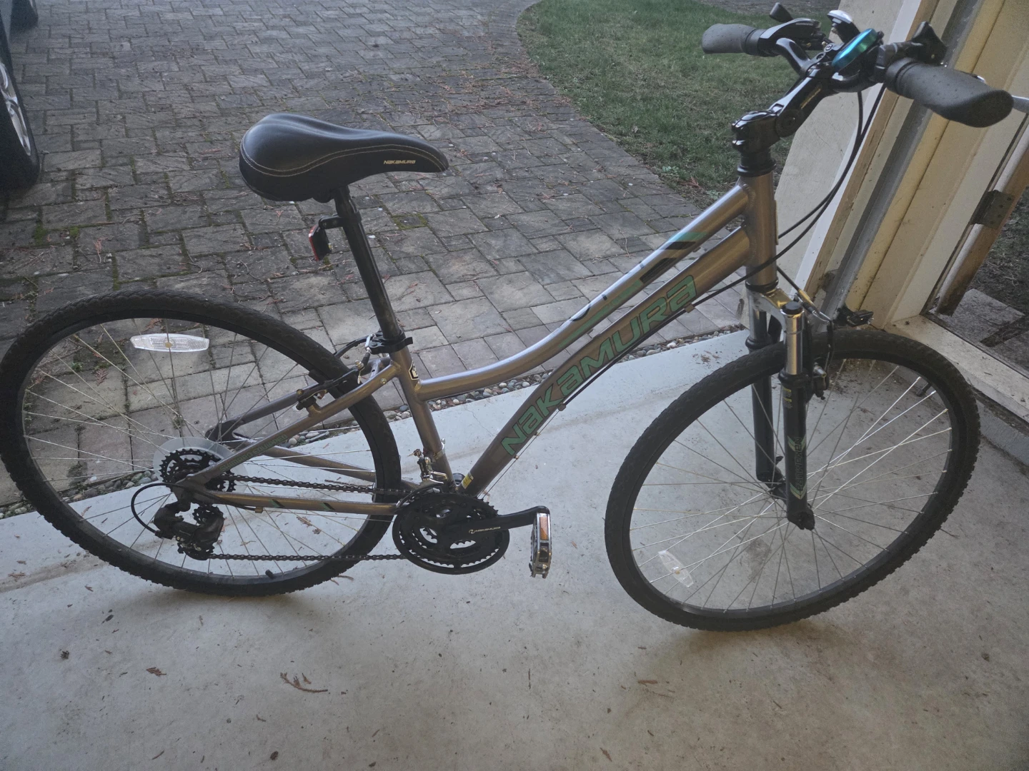 Nakamura Hybrid Bike
