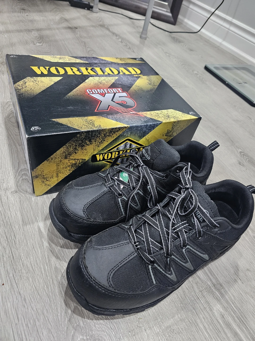 Mens safety shoes/steel toe shoe- Workload Comfort X5 Shoes