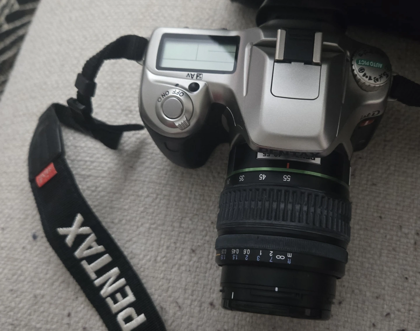 PENTAX *ist DL Digital Camera with Lens and Lowepro Bag - photo 2