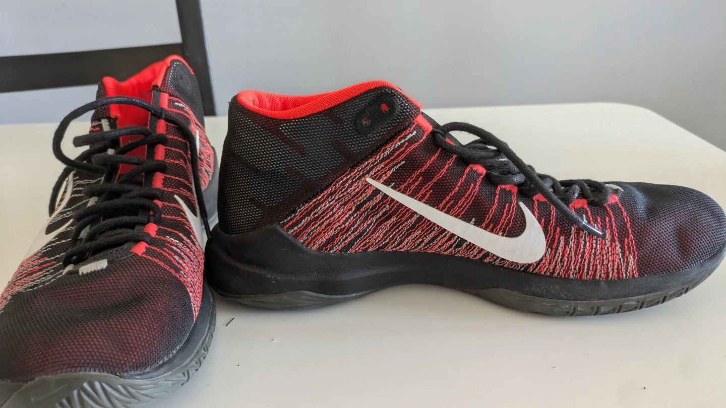 Nike Zoom Ascention Basketball Shoes - Men's Size 10