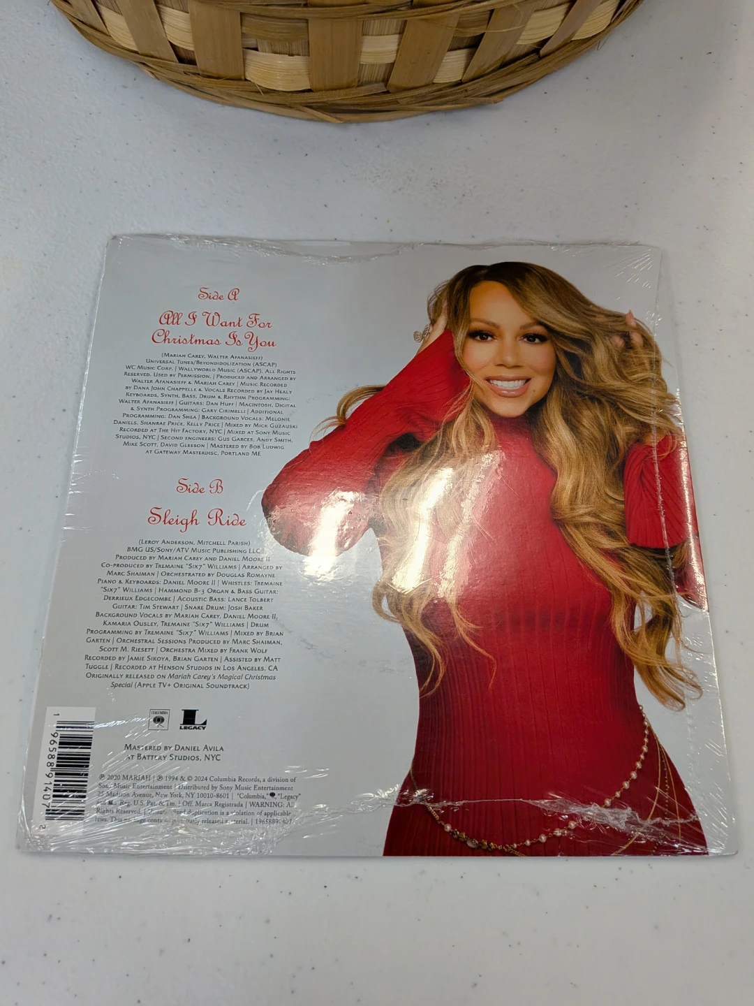Mariah Carey All I Want For Christmas Is You 7" Vinyl Record - photo 2