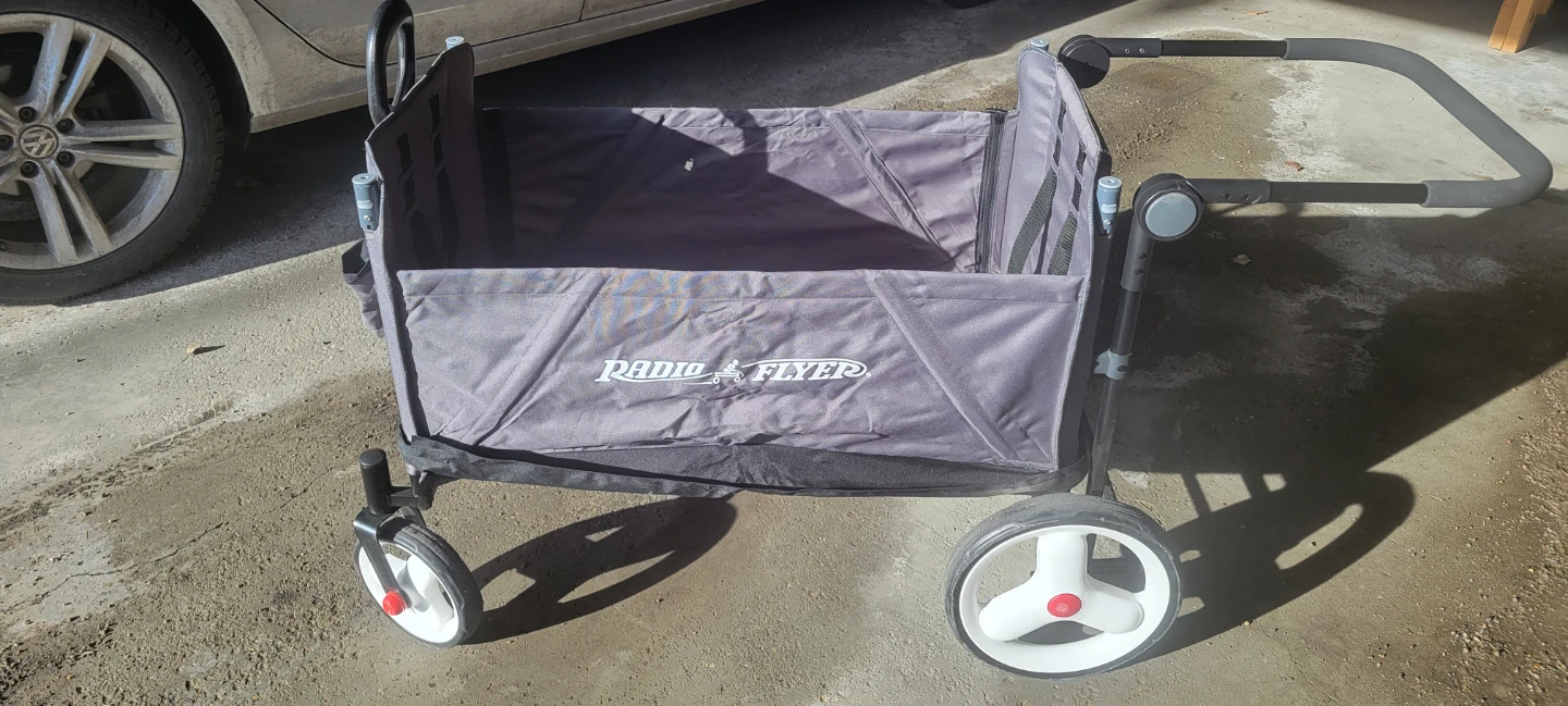 Radio Flyer All-Terrain Wagon - photo 4