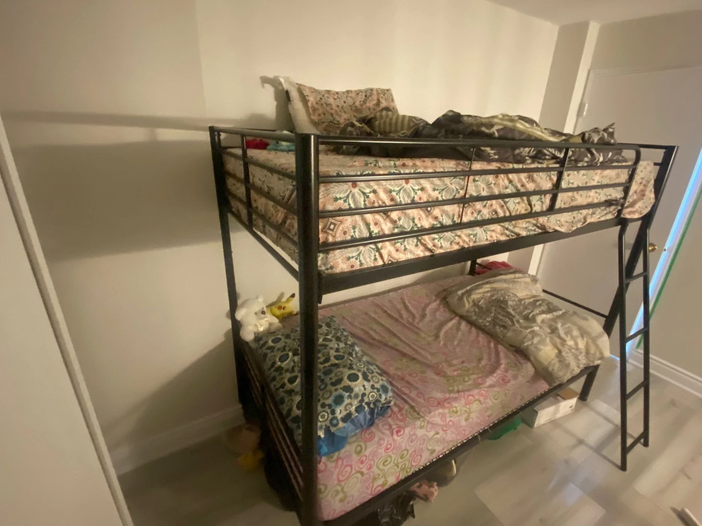 Black Metal Twin Bunk Bed - photo 3
