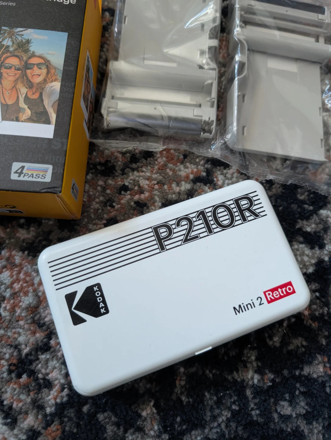 Kodak Mini 2 Retro P210R Photo Printer and Cartridge - photo 2