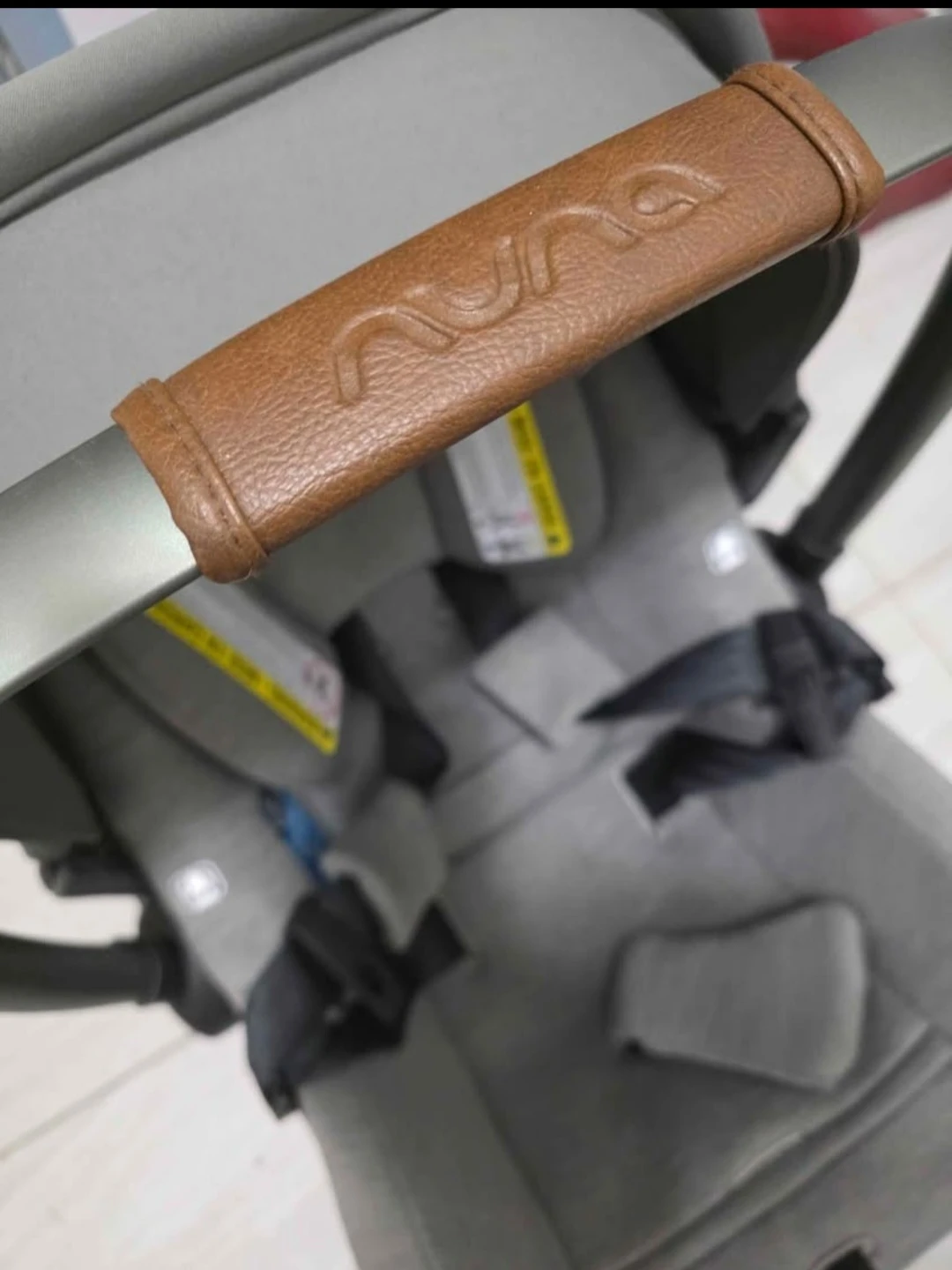 Nuna PIPA lite Infant Car Seat - expiring 2029 - photo 3